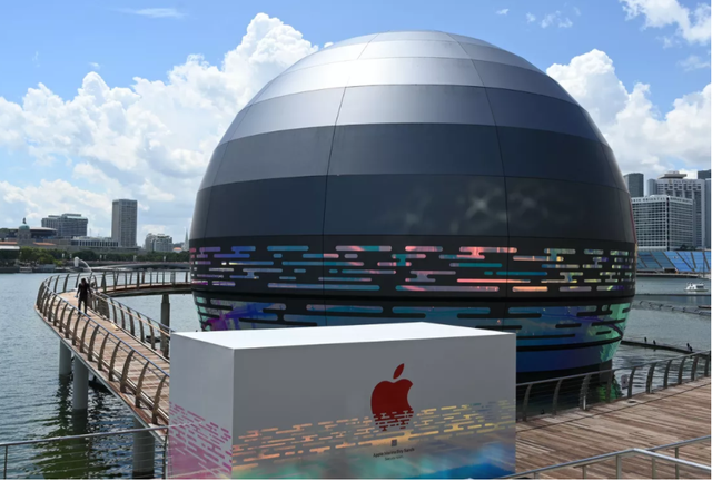 Ngắm Apple Store đầu tiên có kiến trúc nổi trên mặt nước ở Singapore - 5
