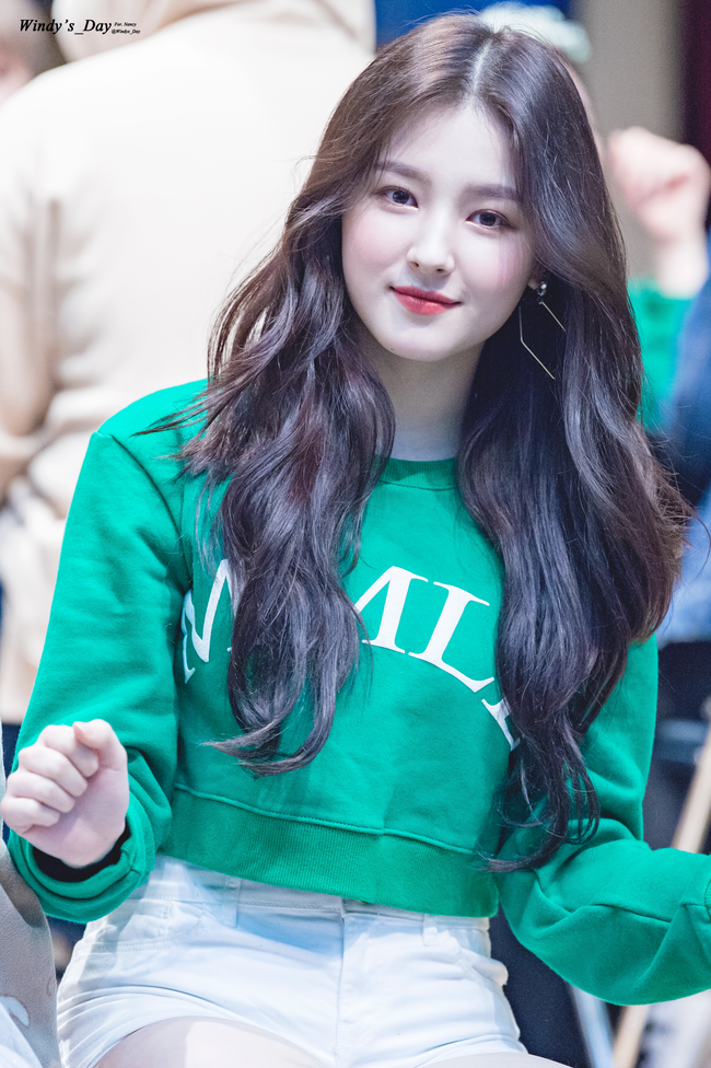 Rộ tin Nancy (MOMOLAND) bị đồng nghiệp nói xấu, chê bai ngoại hình, fan tức giận đòi lại công bằng cho thần tượng - Ảnh 2.