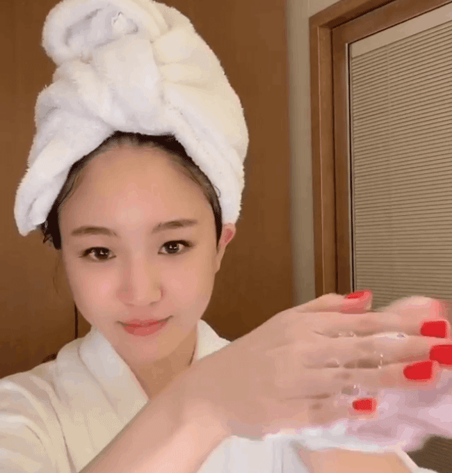 Dưỡng ẩm ngay từ bước làm sạch da theo cách của chuyên gia người Nhật: Chị em cần lưu ý những điều nên - không nên trong bước làm sạch da mỗi ngày - Ảnh 5.