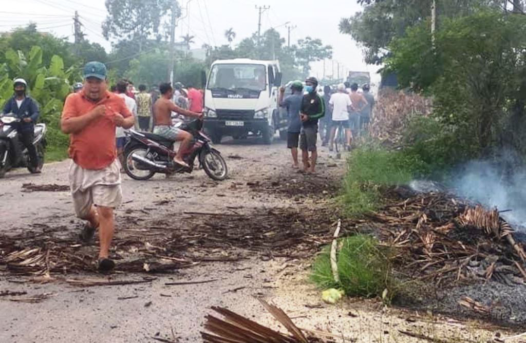 Vụ nổ chết người ở Quảng Nam: Nghi đầu đạn pháo cỡ lớn phát nổ - Ảnh 3.