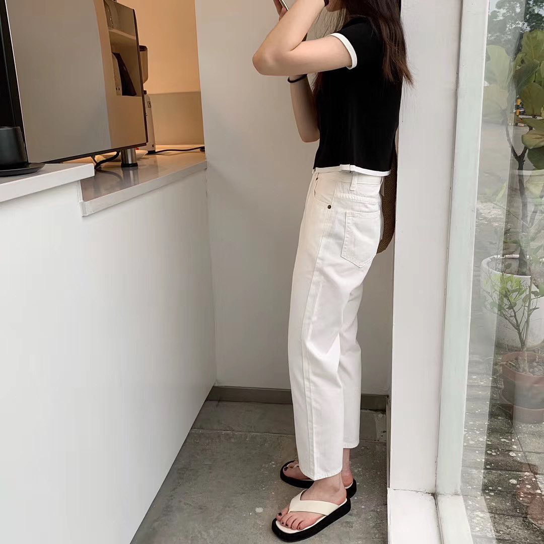 Cùng diện quần jeans: Mẹ bỉm sữa Triệu Lệ Dĩnh khoe style hack tuổi, Địch Lệ Nhiệt Ba hết mức cool ngầu - Ảnh 5.