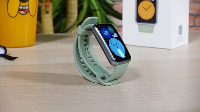 Huawei ra mắt đồng hồ giống Apple Watch tại IFA 2020 - 1