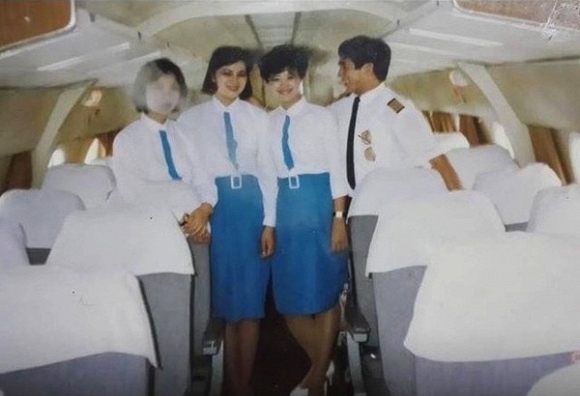 Đồng phục Vietnam Airlines qua các thời kỳ - Ảnh 2.