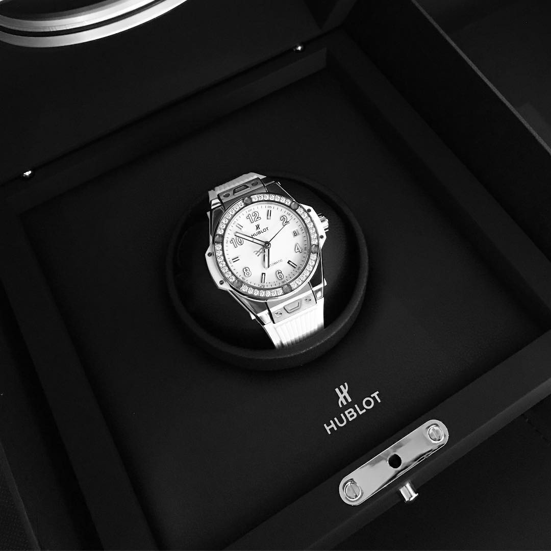 Ngọc Trinh vừa “chốt đơn” đồng hồ 1,8 tỷ nhanh gọn nhưng đây chưa phải chiếc đắt nhất trong BST đồng hồ của cô - Ảnh 8.