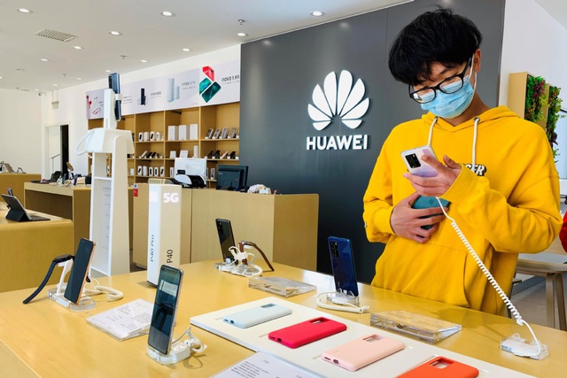 Huawei đã sẵn sàng cho “tương lai ảm đạm” trên thị trường smartphone - 1