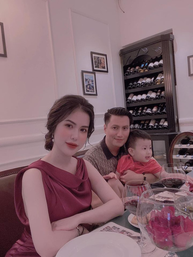 Rò rỉ hình ảnh Việt Anh và vợ cũ ăn tối lãng mạn sau 1 năm rưỡi ly hôn - Ảnh 3.