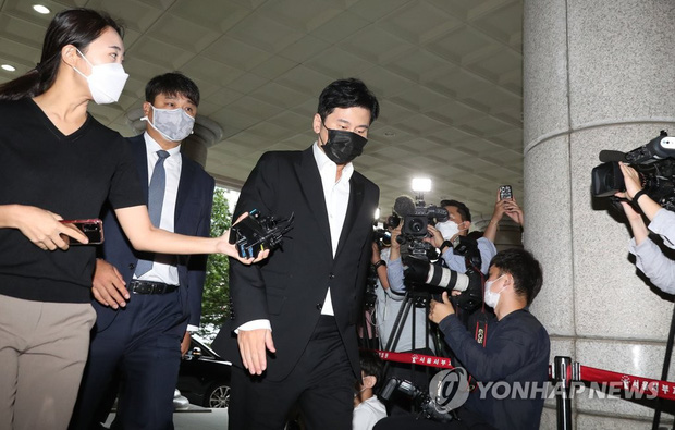 NÓNG: Cựu chủ tịch YG Yang Hyun Suk thừa nhận mọi cáo buộc đánh bạc, nướng gần 8 tỷ nhưng toà đưa ra án phạt gây phẫn nộ - Ảnh 3.