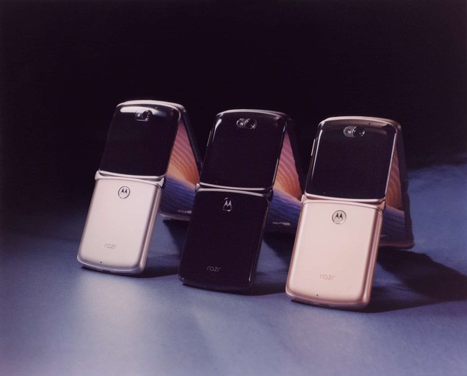 Motorola Razr 5G ra mắt: Snapdragon 765G, camera 48MP, giá 32.4 triệu đồng - Ảnh 4.