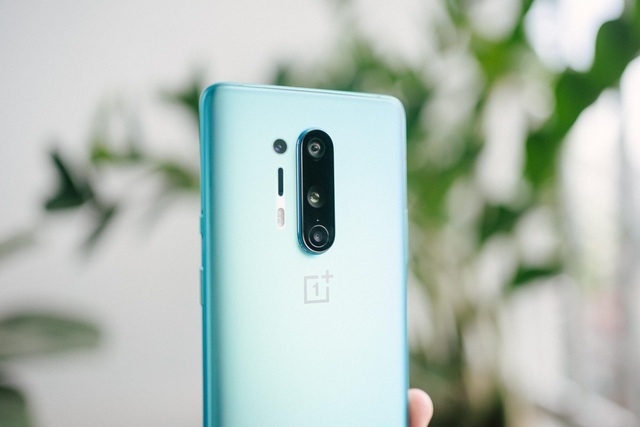 Trên tay OnePlus 8 Pro 5G: đối thủ mới của Galaxy Note 20 Ultra 5G - 2