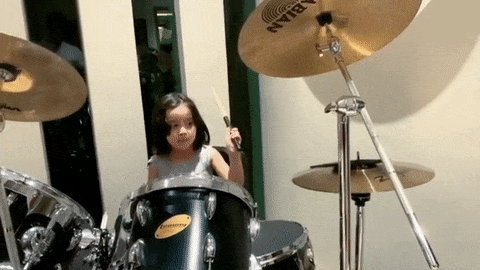 Con gái “mỹ nhân đẹp nhất Philippines” gây bão MXH nhờ khoảnh khắc vừa đánh đàn guitar vừa hát vô cùng điêu luyện dù mới gần 5 tuổi - Ảnh 3.