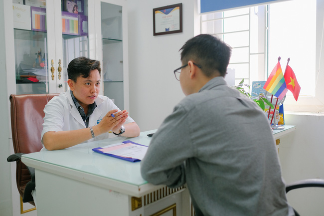Cộng đồng LGBT Hà Nội: Đã có bệnh viện thân thiện dành cho các bạn - Ảnh 6.